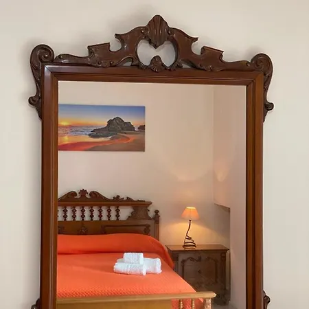 Near Storic Center * Tropea