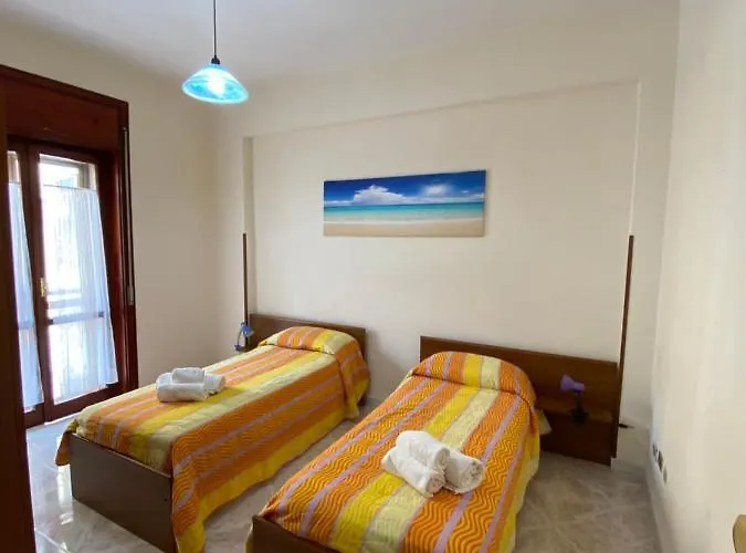 Hébergement de vacances Near Storic Center Tropea