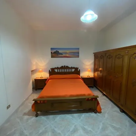 Near Storic Center *