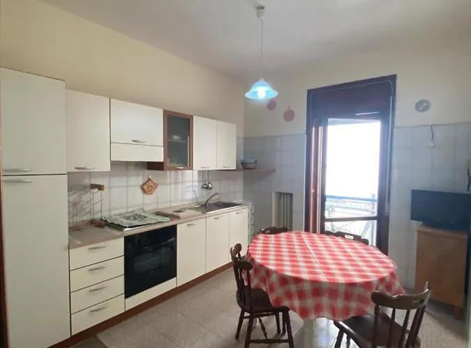 Near Storic Center * Tropea