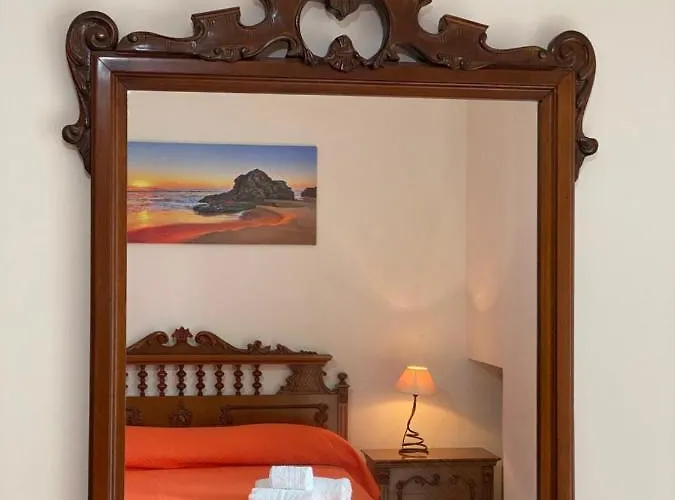 Near Storic Center * 特罗佩阿