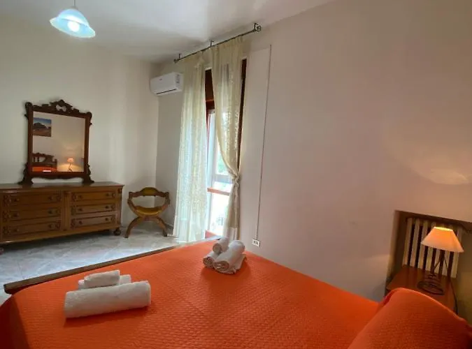 Nyaraló Near Storic Center