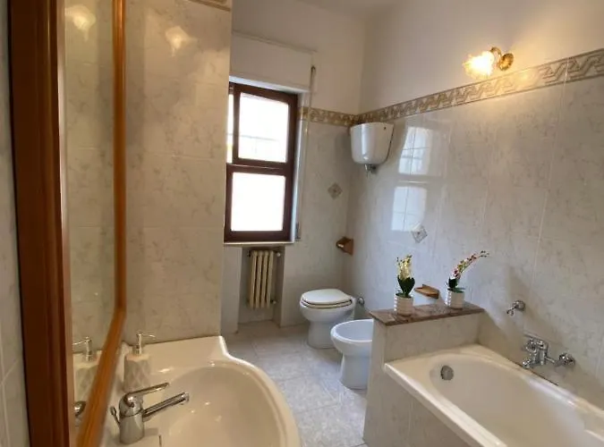 Near Storic Center *